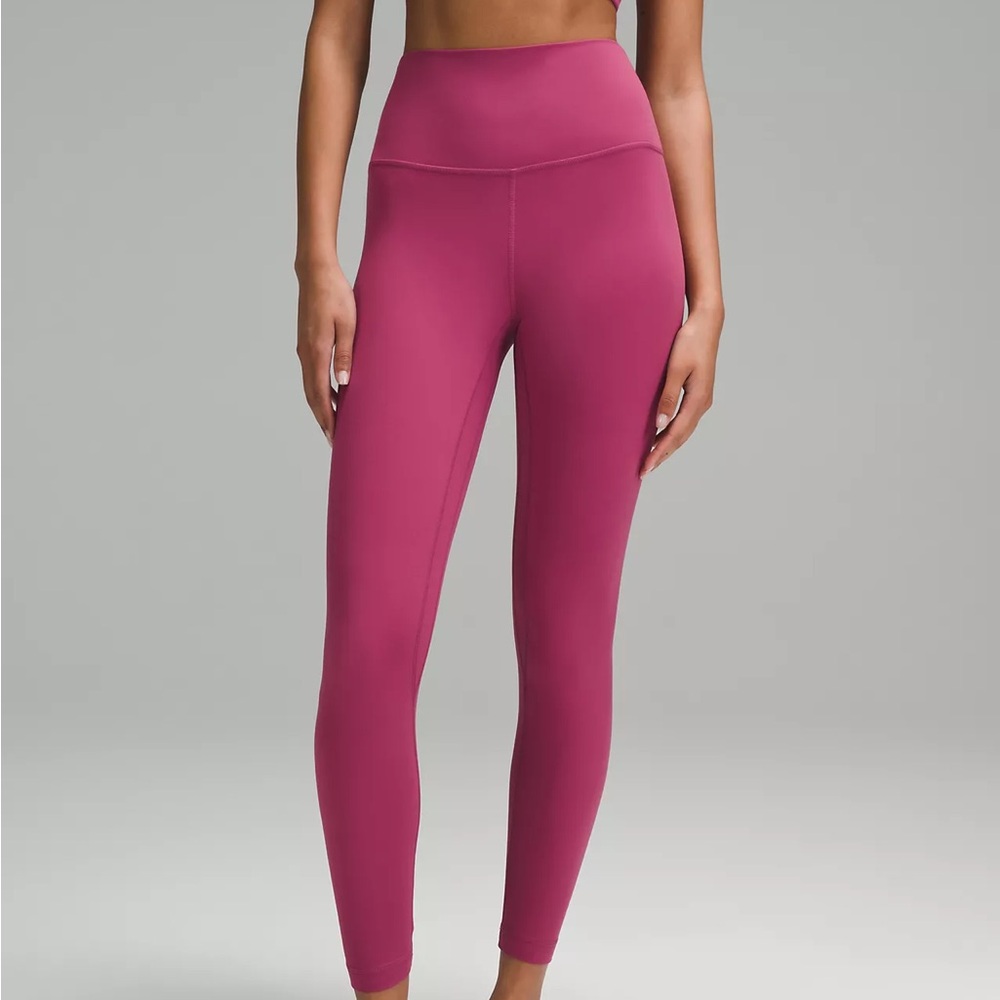 nwot LULULEMON WUNDER TRAIN HIGH-RISE CROP 23”